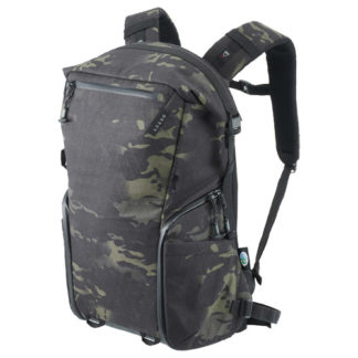 SLX-FRBP20BC<BR>LUXXe（ラグゼ） フィールド ロールトップバックパック 20 カメラバッグ ブラックカモ<BR>ハクバ写真産業㈱