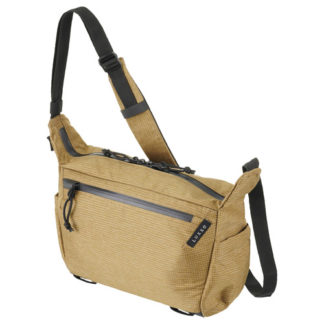 SLX-GLSBSCY<BR>LUXXe（ラグゼ） グリッド ライトショルダーバッグ S カメラバッグ コヨーテ<BR>ハクバ写真産業㈱