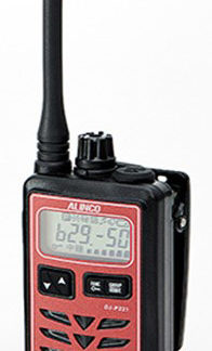 DJ-P321RM<BR>特定小電力トランシーバー 47ch 防水仕様 ミドルアンテナ レッド<BR>ＡＬＩＮＣＯ