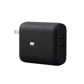 DE-AC06-5000BK<BR>モバイルバッテリー/リチウムイオン電池/AC一体型/おまかせ充電対応/5000mAh/USB-A出力2ポート/PSE適合/ブラック<BR>エレコム㈱