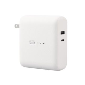 DE-AC07-10000WF<BR>モバイルバッテリー/リチウムイオン電池/AC一体型/おまかせ充電対応/USB Power Delivery対応/20W/10000mAh/USB-C出力1ポート/USB-A出力1ポート/PSE適合/ホワイトフェイス<BR>エレコム㈱